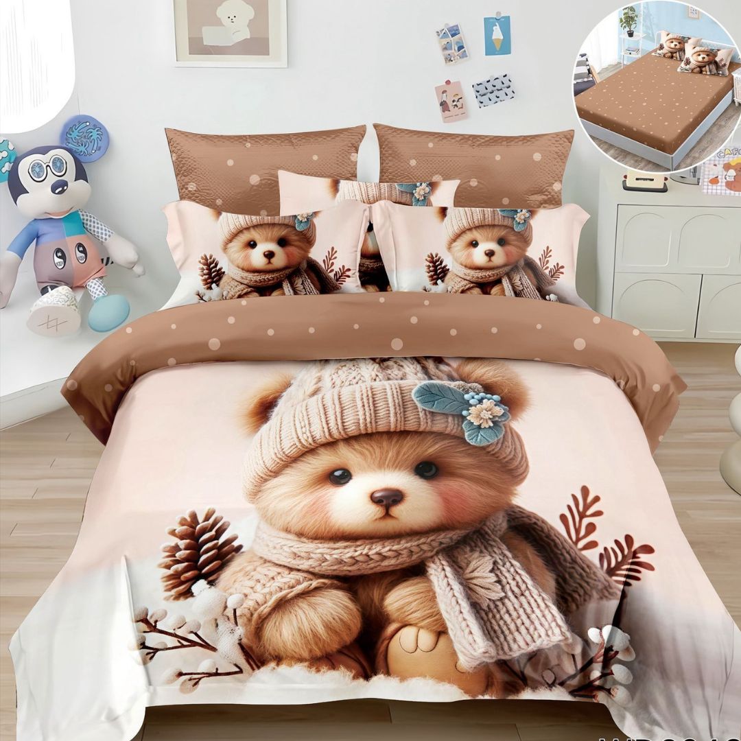 Lenjerie de Pat 5D Finet cu Elastic, 4 Piese – Model Ursuleț Drăgălaș